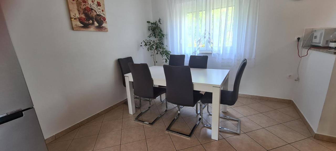 Apartman Mia Baska  Ngoại thất bức ảnh